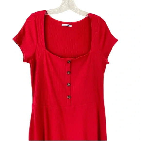 Reformation Jeans Cherry Red
Ribbed Square Neck Short Sleeve Lizzy
Dress 1X - Picture 4 of 7